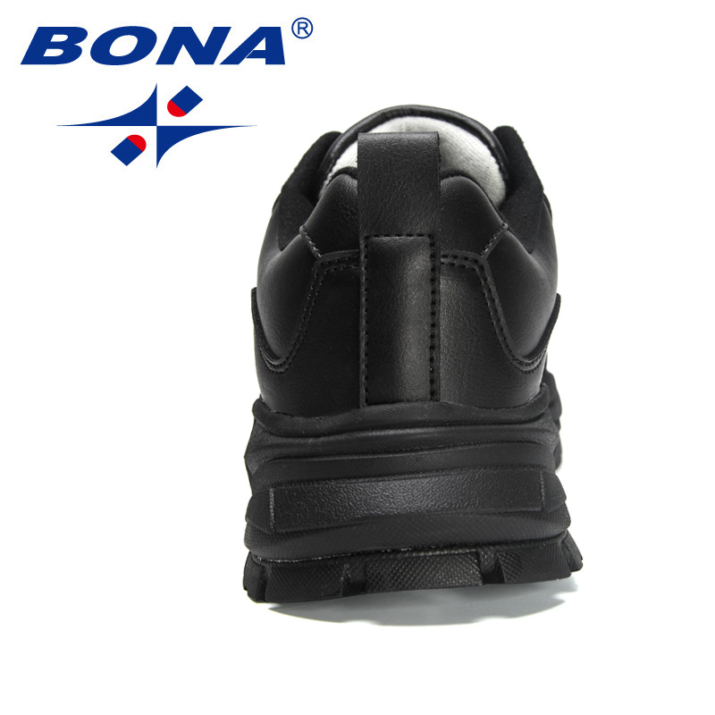 BONA New Designers Running Sho - đánh giá và giá Luxury Lifestyle Brand